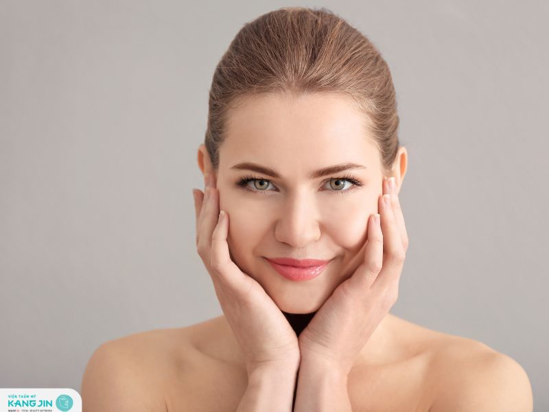 tại sao da mặt khó trắng