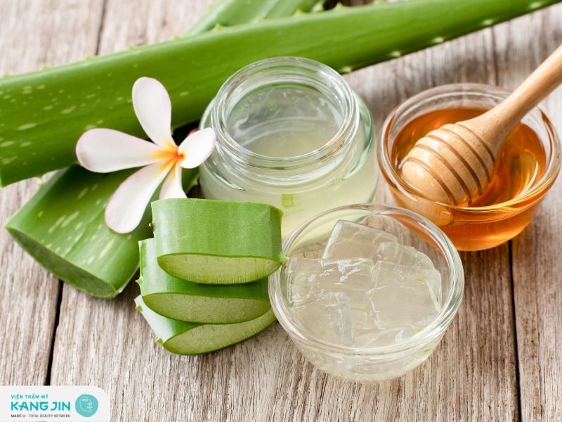 Hỗn hợp sữa tươi và mật ong ngoài trị thâm còn có khả năng chống viêm hiệu quả