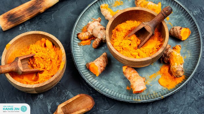 Da trắng sáng nhờ 5 cách đắp mặt nạ tinh bột nghệ trị nám