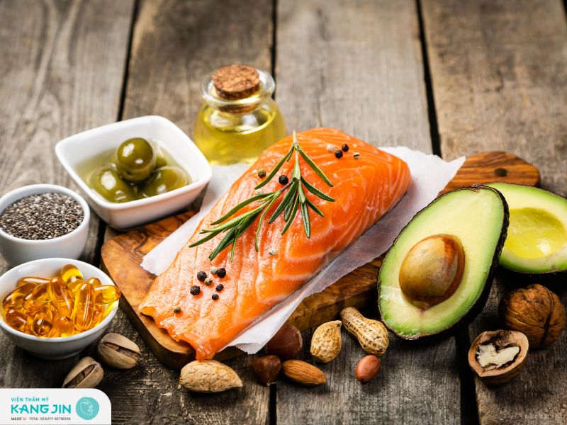 Cấp ẩm từ sâu bên trong bằng việc bổ sung chất béo lành mạnh