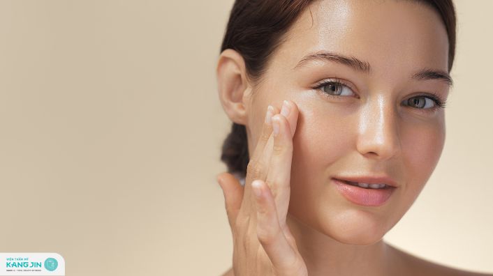 có phải da nhờn sẽ ít nếp nhăn hơn