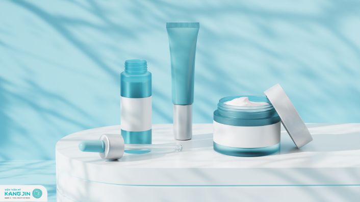 một bộ chăm sóc da gồm những gì