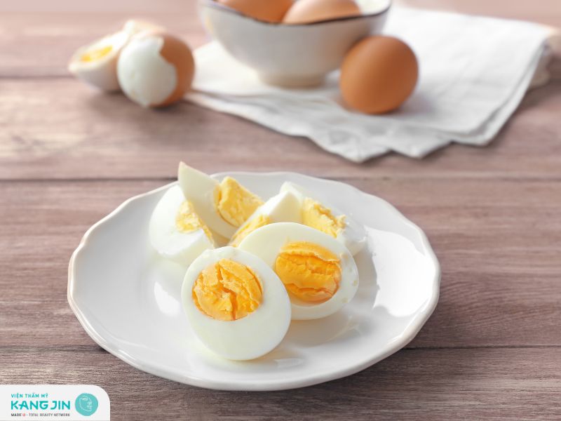 Peel da có ăn trứng được không? Ăn và kiêng gì sau peel da