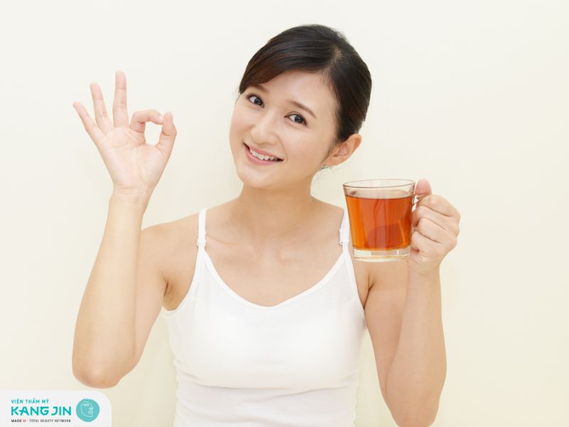 Chị em phụ nữ uống gì để trắng da nhanh?