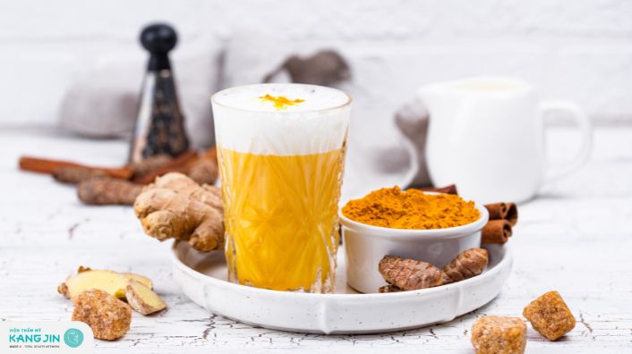 Uống tinh bột nghệ bao lâu thì đẹp da? Nên uống như thế nào?