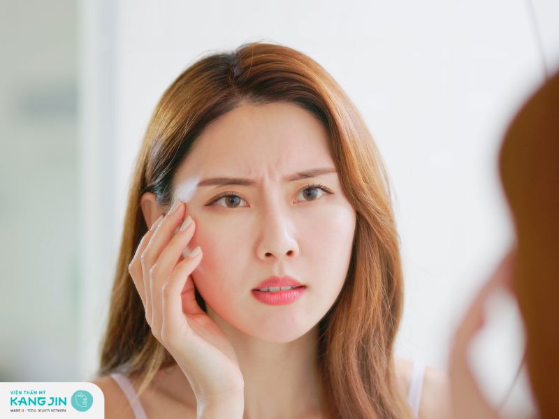 lưu ý khi xóa nếp nhăn vùng mắt