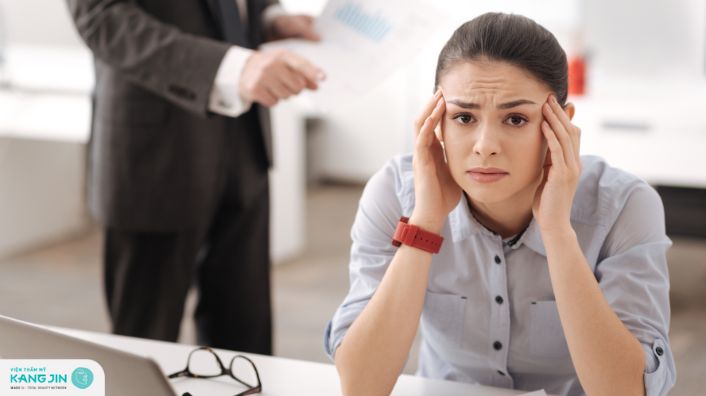 Trẻ Hơn Mỗi Ngày Với 3 Cách Khắc Phục Nếp Nhăn Trên Trán