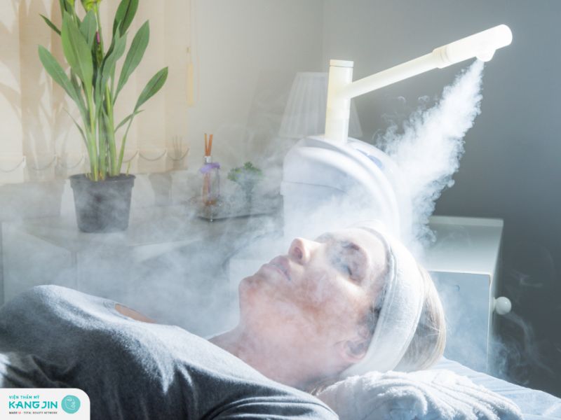 có nên đắp mặt nạ sau khi xông hơi hay không