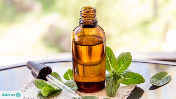 các tác dụng của tinh dầu tràm trà