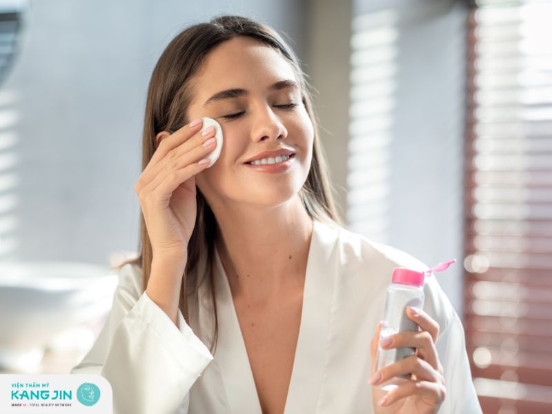 Cách sử dụng nước hồng dưỡng da hiệu quả