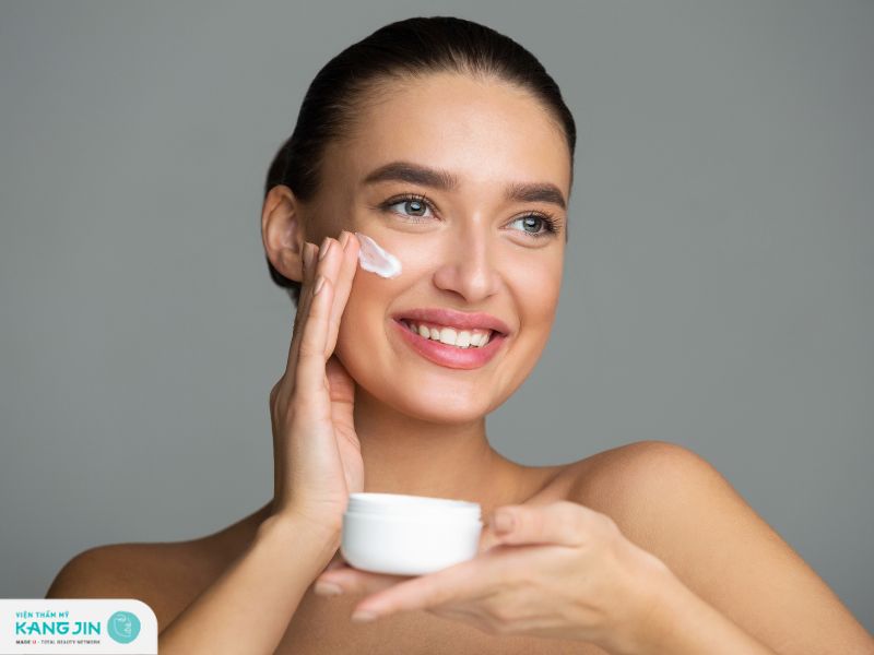 dưỡng ẩm cho da
