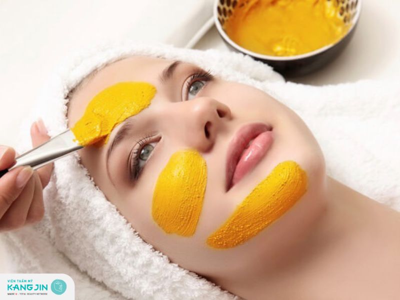 mặt nạ mật ong và nghệ