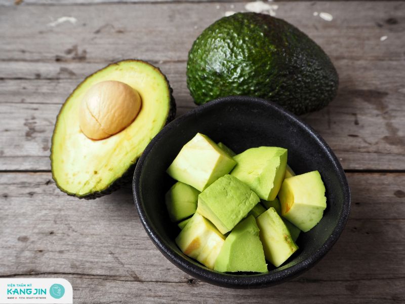 mẹo làm đẹp đơn giản với quả bơ