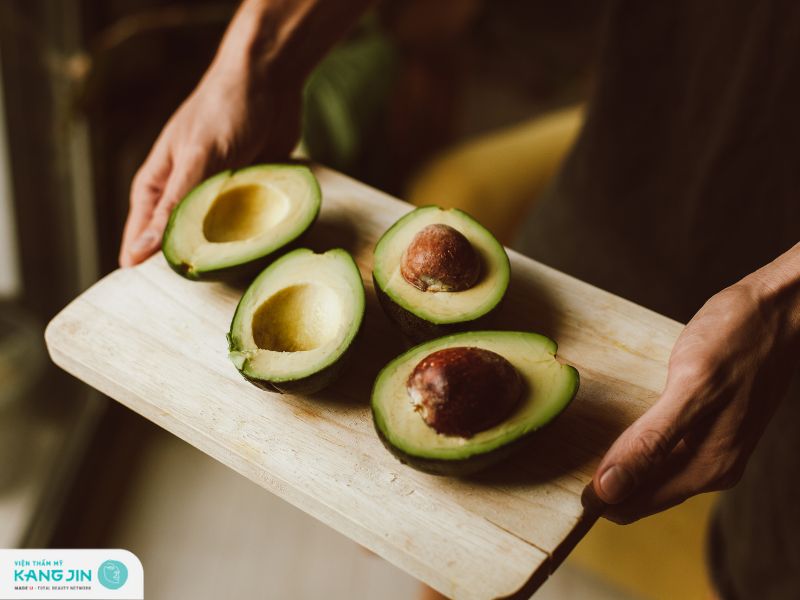 mẹo làm đẹp đơn giản với quả bơ