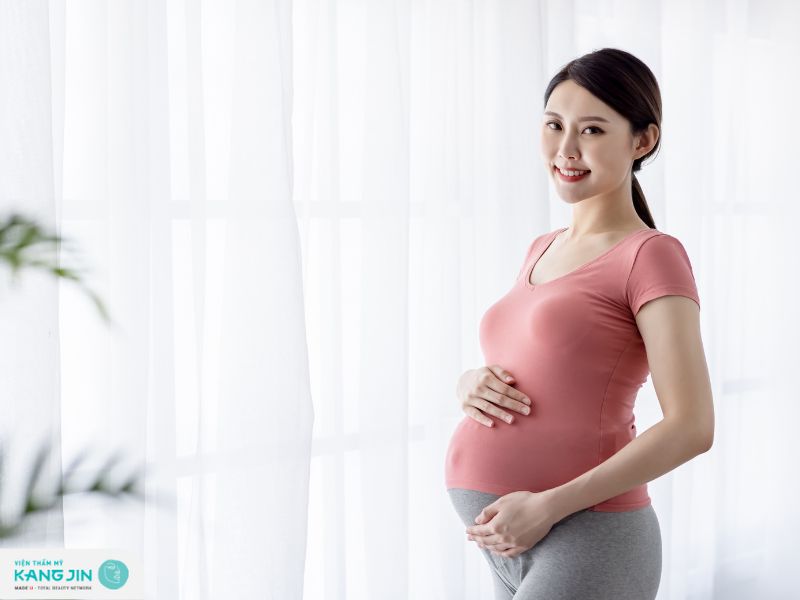 những thành phần chăm sóc da nên tránh khi mang thai