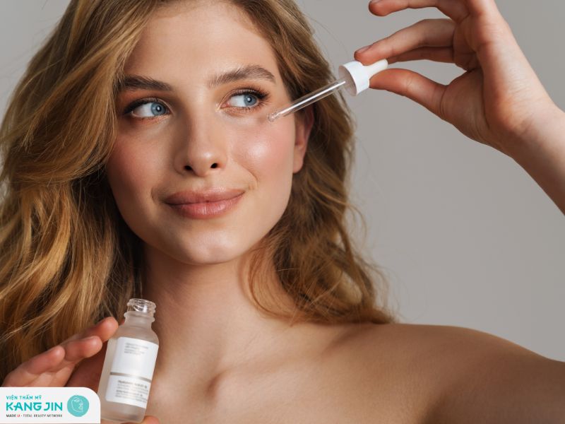 sự dụng serum chống oxy hóa