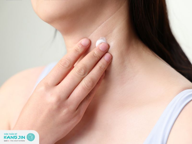 Cách ngăn ngừa nếp nhăn ở cổ hiệu quả