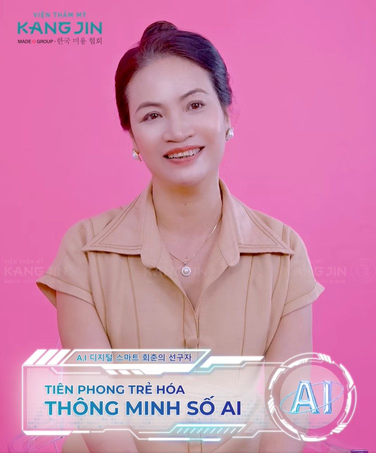 Hình ảnh tự tin cùng nhan sắc trẻ trung của cô Thủy sau khi thực hiện trẻ hóa bằng KangJin Maxcollagen Diamond Siêu Vi Điểm