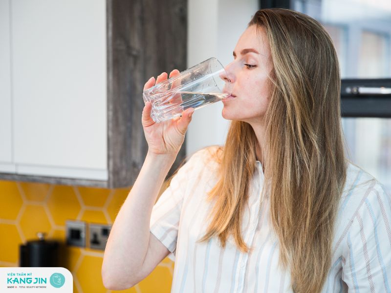uống đủ nước