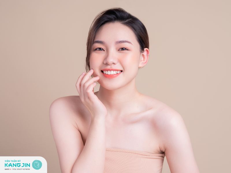 Yến mạch làm dịu da sau khi bị kích ứng nhờ chứa Avenanthramides