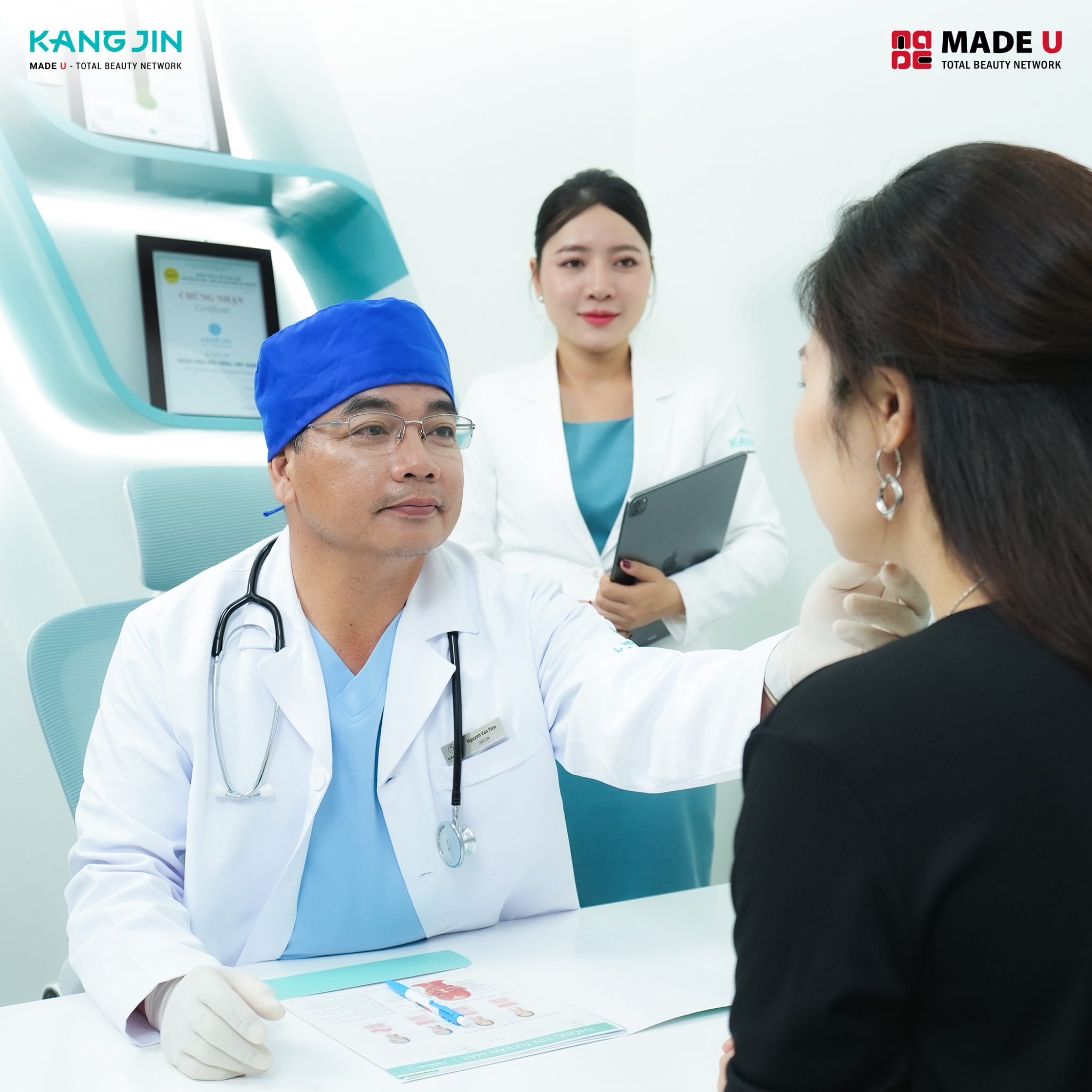 Bác sĩ Tiến là người thăm khám cho cô Phương