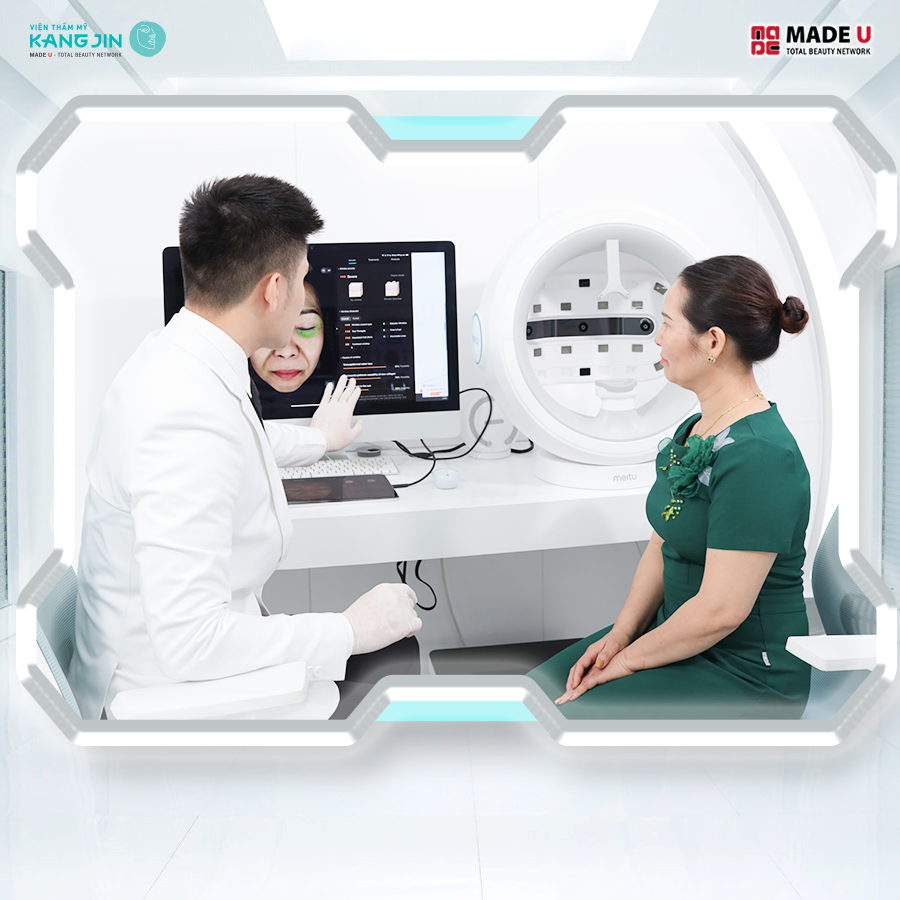 Khách hàng được tư vấn, thăm khám 1:1 cùng chuyên gia