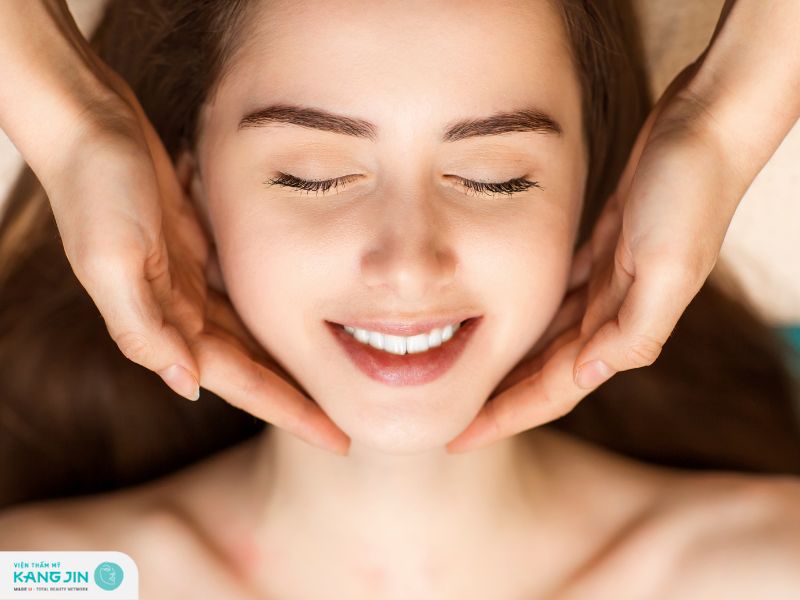 căng da mặt