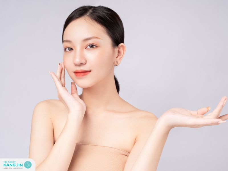 xóa nếp nhăn trên mặt