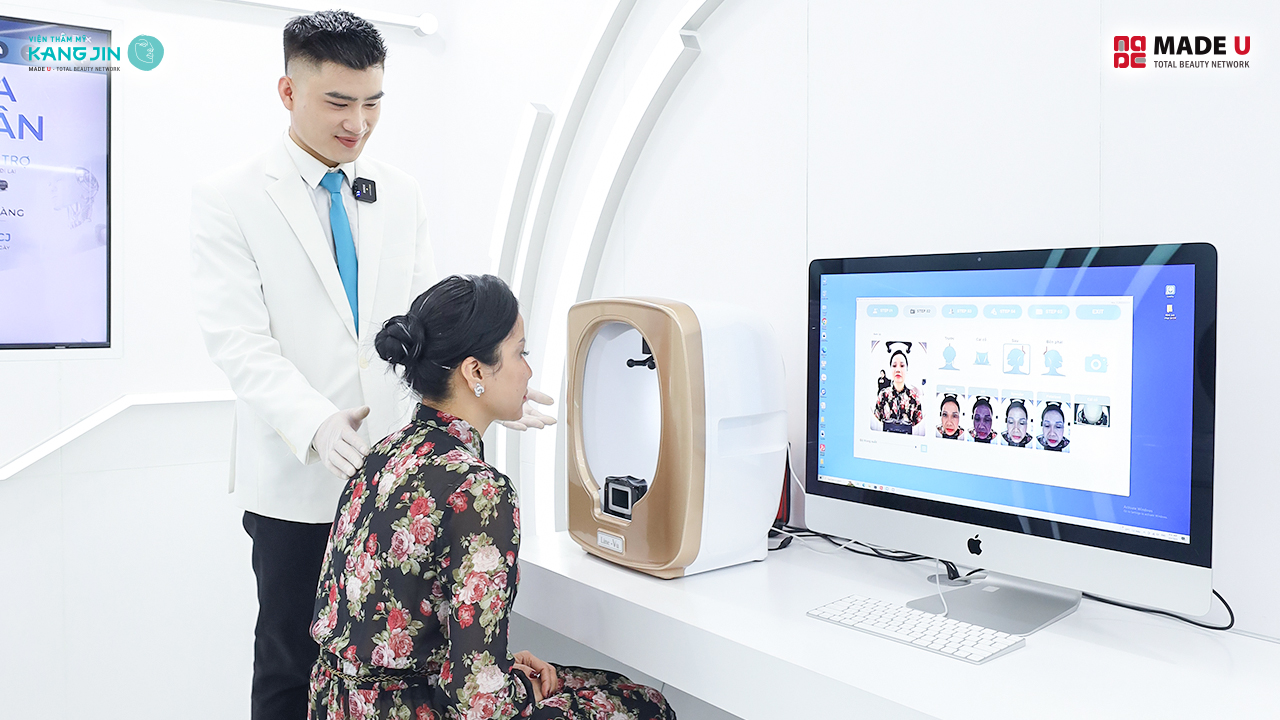 thăm khám bằng công nghệ cao