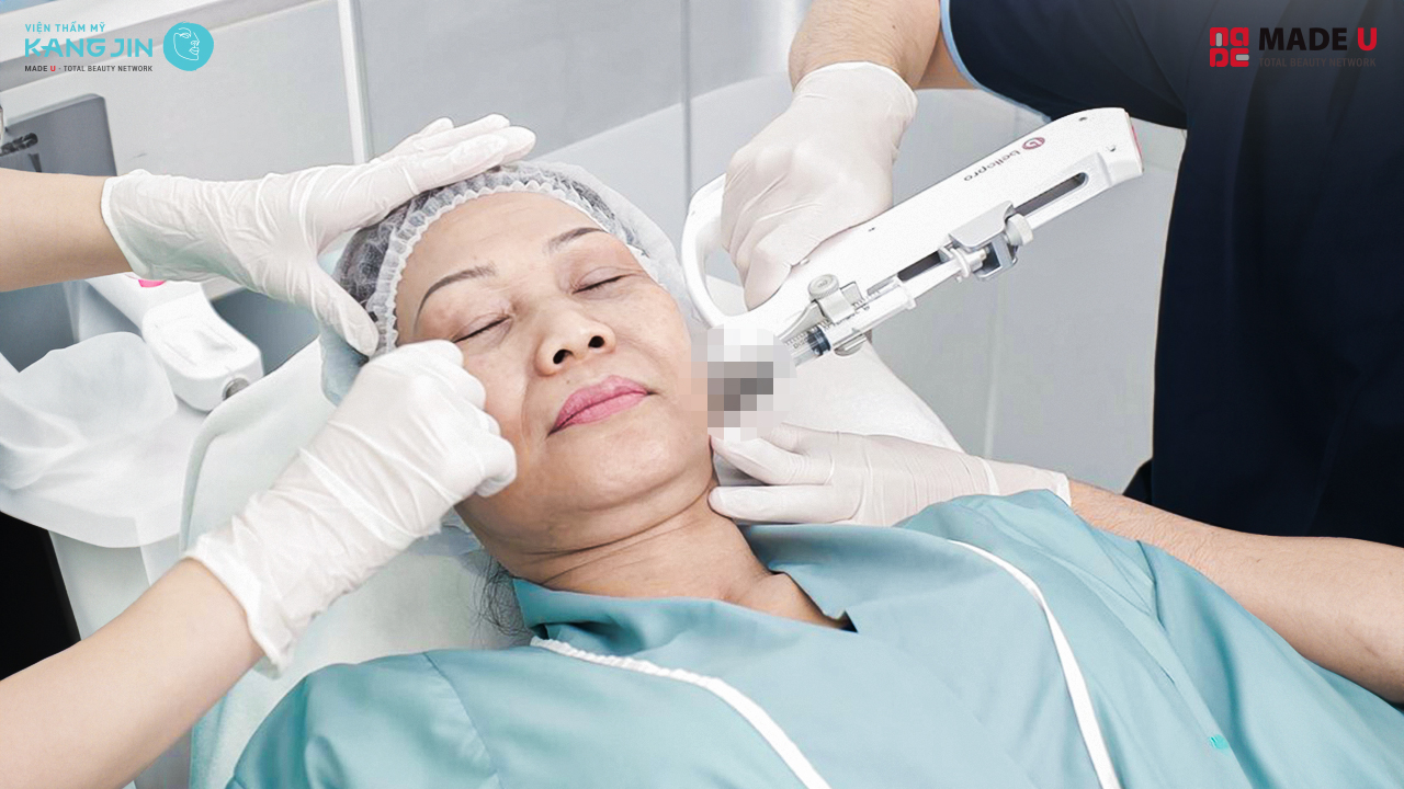 tiến hành điều trị