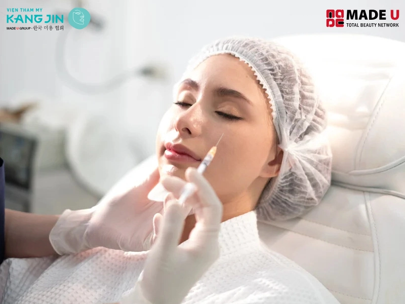 Tiêm filler là 1 phương pháp khá hiệu quả giúp giải quyết nhanh vấn đề thái dương hóp