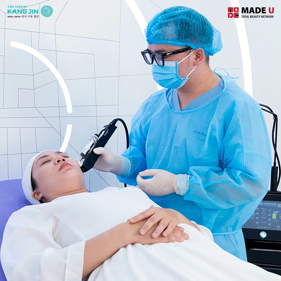 Nâng cơ mặt không xâm lấn 